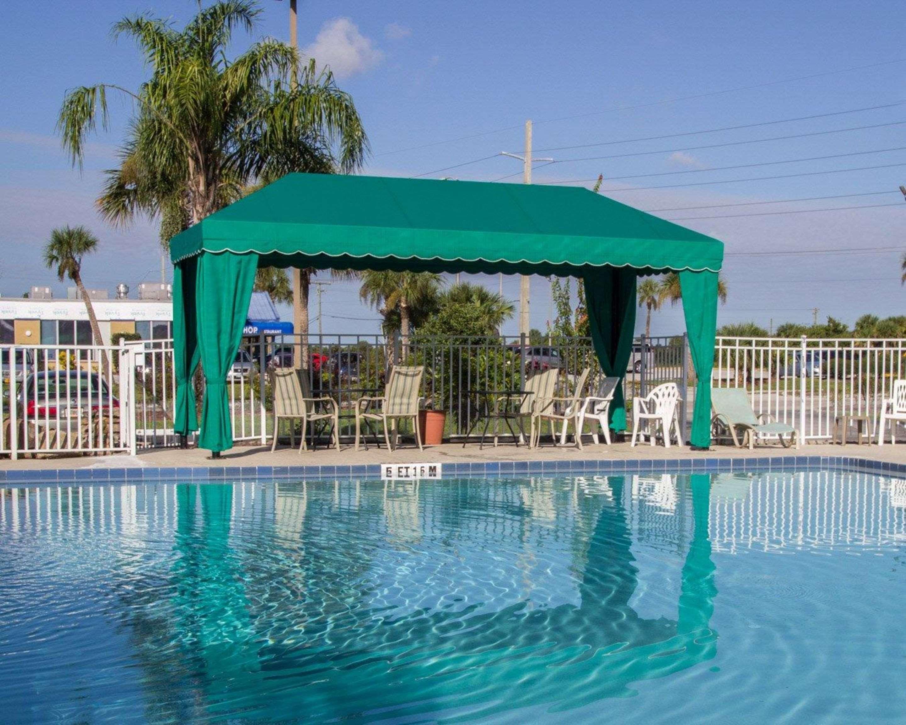 Quality Inn Kennedy Space Center Titusville Exteriér fotografie
