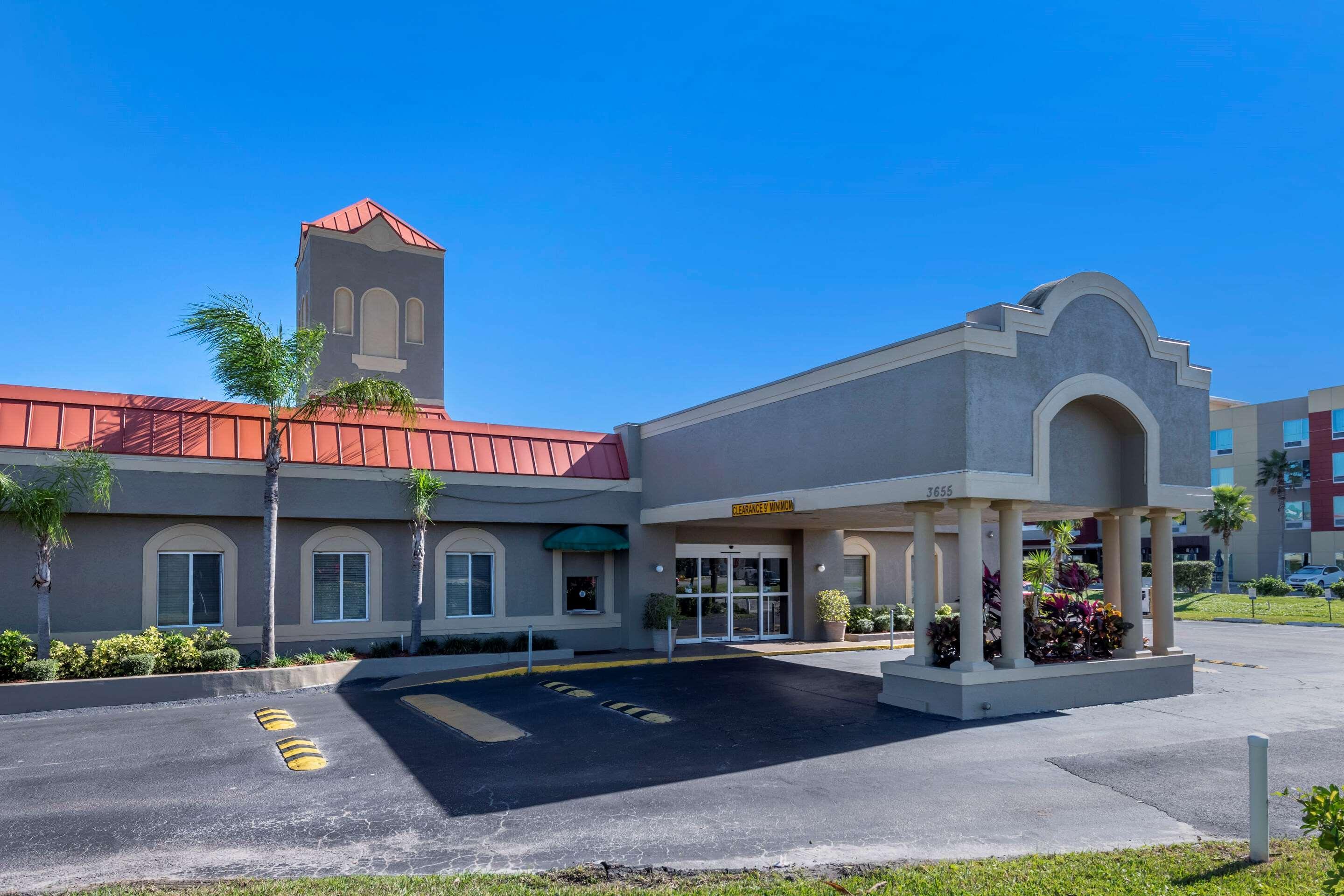 Quality Inn Kennedy Space Center Titusville Exteriér fotografie