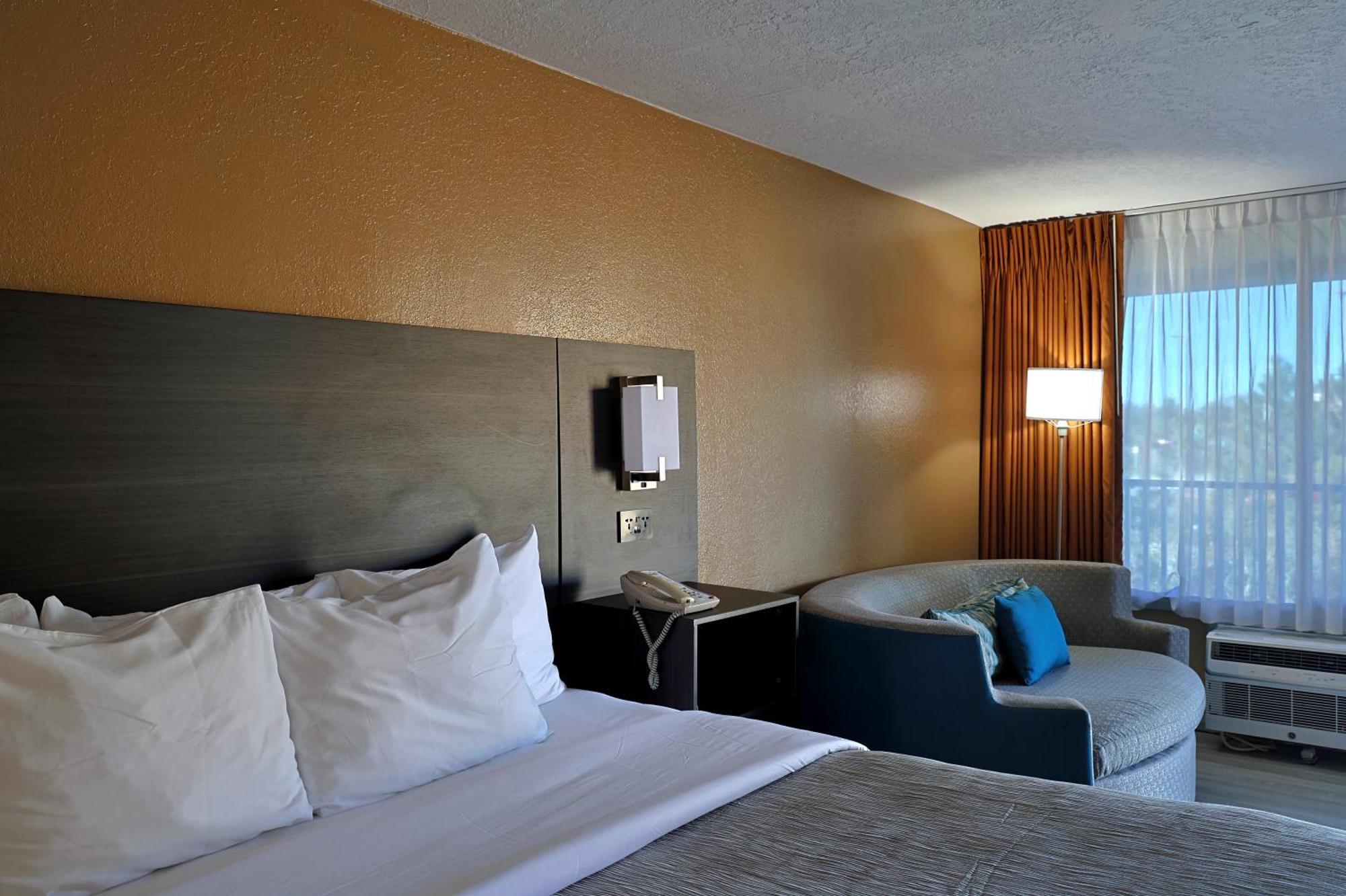 Quality Inn Kennedy Space Center Titusville Exteriér fotografie